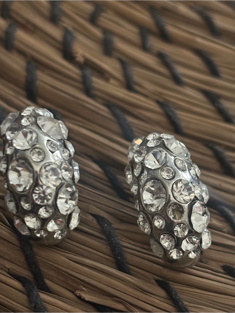Rhinestone Crystal Dome COn Earrings - Silver Sparkle Y2K core